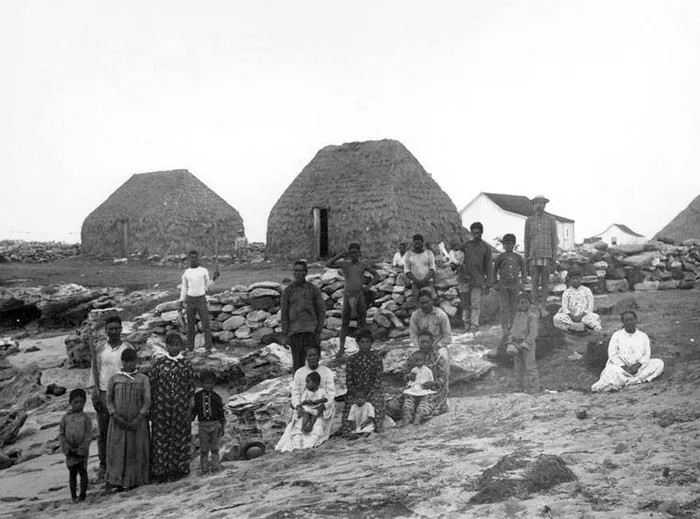 Locuitori ai insulei în 1885 / Foto: Wikipedia