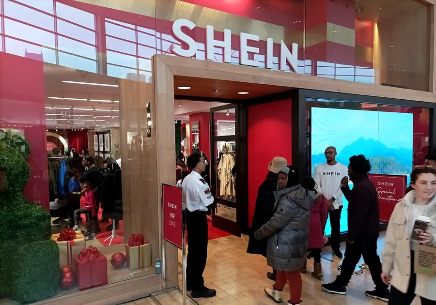 Shein se îndreaptă spre Bursa din Hong Kong după eșecurile din SUA și Marea Britanie. Compania își schimbă strategia față de Beijing