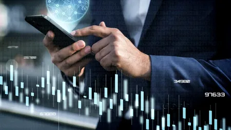 TOP 10. Cele mai bune aplicații fintech pentru investiții în iunie 2025