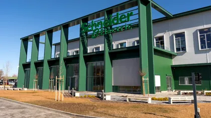 Schneider Electric investește 44 de milioane de euro în extinderea operațiunilor din Dunavecse