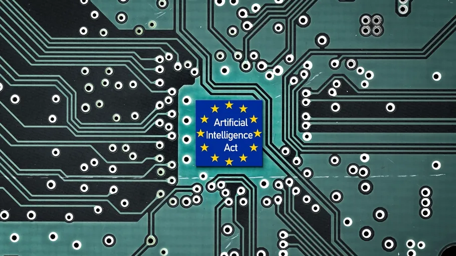 AI Act, în stand-by, la cererea companiilor din industrie: UE ia în calcul amânarea unor reguli privind inteligența artificială