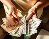 Curs record: euro a atins cel mai ridicat nivel față de dolar din ultimii patru ani