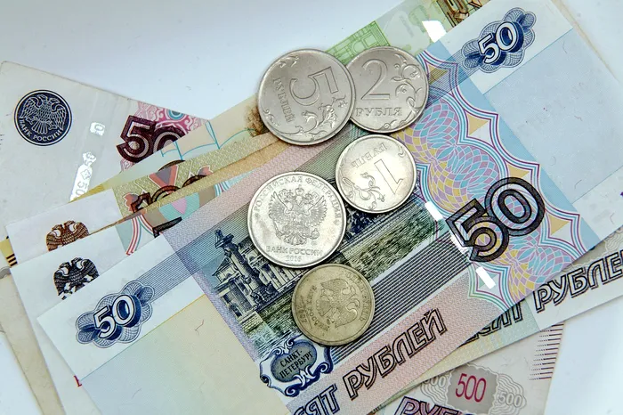 Deficitul bugetar al Rusiei a ajuns deja la nivelul estimat pentru tot anul 2025