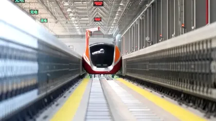 Adio roți și șine! Sud-coreenii lansează primul vehicul urban cu levitație cuantică. Trenul plutește peste orașe