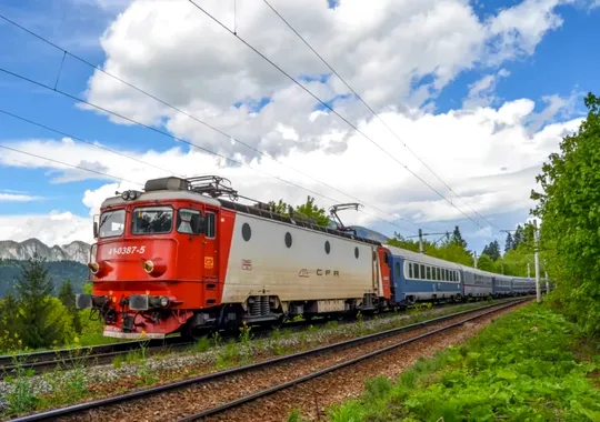 România ratează soluția evidentă în criza energetică: trenul rămâne pe linie moartă