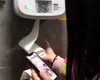 Hârtia igienică, raționalizată cu AI. Ce trebuie să „prestezi” ca să fii servit în toaletele publice din China