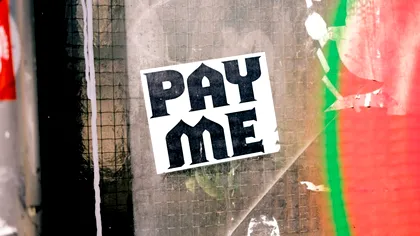 „Cumperi acum, plătești mai târziu” - o strategie veche de sute de ani este remodelată pentru lumea digitală