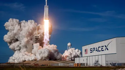 SpaceX riscă să piardă un contract de 2,9 miliarde $ cu NASA