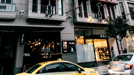 „Planul B” folosit de Zara, Mercadona și Alcampo ca să supraviețuiască blackout-ului care a paralizat Spania