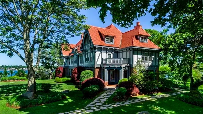 Conacul din Roger Island / Realtor