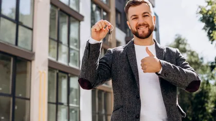 Legea împotriva dezvoltatorilor imobiliari necinstiți, modificată: avansul pentru achiziția imobilelor scade la 5%, cu plata etapizată pe faze de construcție