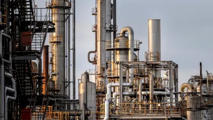 Kazahii de la KazMunayGas au dat lovitura. Compania mamă a Rompetrol a depășit ținta de transport petrolier
