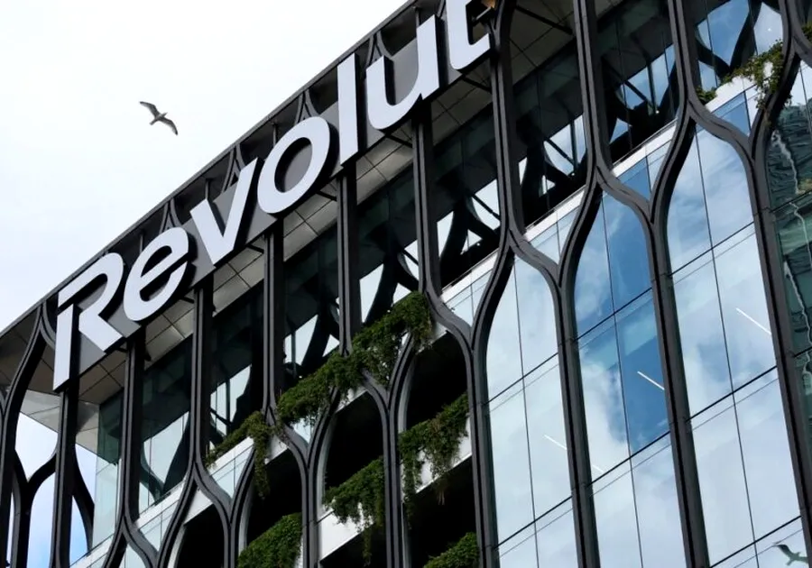 Lovitură pentru Revolut: BCE a blocat temporar lansarea de noi produse și a impus controale stricte asupra gigantului fintech