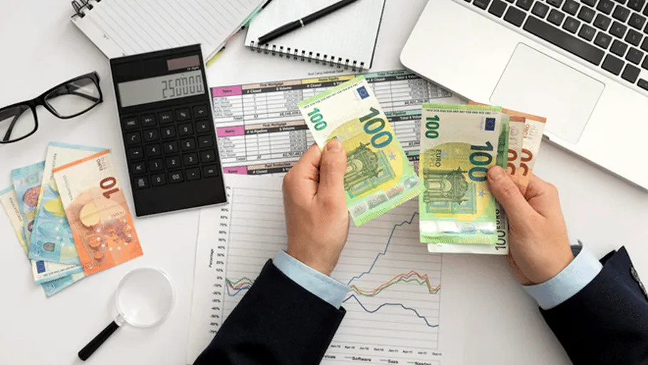 Cât trebuie să câștige un român pentru a-și permite rata la un credit ipotecar în 2025?