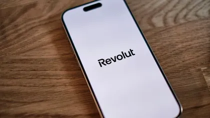 Revolut introduce o actualizare. Ce faci dacă rămâi fără bani în cont și vrei să faci o plată
