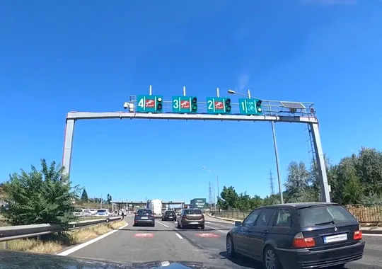 Se numără mașinile din România: începe recensământul traficului rutier la nivel național