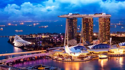 În Singapore, orașul luxului, angajații abia reușesc să-și acopere cheltuielile