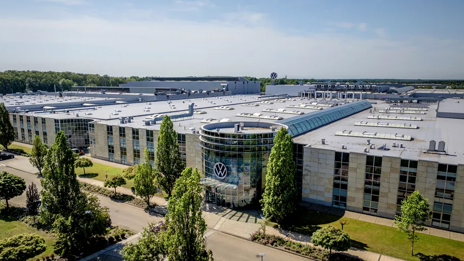 Volkswagen, lovită de tarifele lui Trump: pierderi de 1,3 miliarde de euro