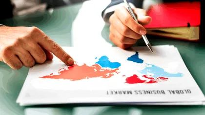 Ce țări mai au ratingul de credit perfect după ieșirea SUA din acest club select. România riscă să ajungă în junk