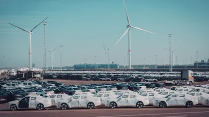 Canada reduce taxele pentru vehiculele electrice produse în China