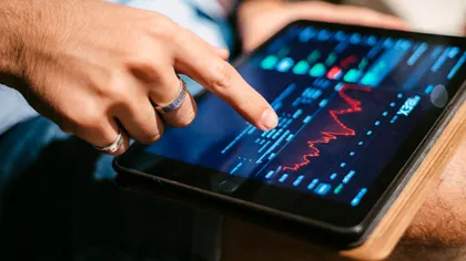 Tinerii investitori din generațiile Z și Millennials renunță la joburile clasice. De la programul „9-to-5”, la tranzacționare full-time pe bursă