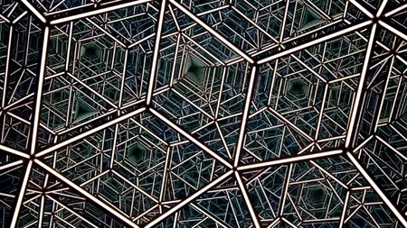 Mai rezistent decât oțelul, mai ușor decât hârtia