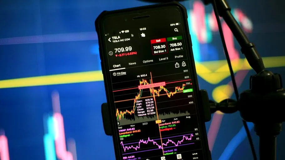 Cota de piață a Tesla este la cel mai mic nivel din 2017