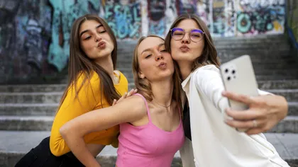 Brandurile de lux pompează bani ca să descifreze mintea Generației Z