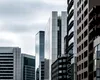 Cumpărarea unui apartament în orașele mari devine din ce în ce mai dificilă în România, chiar și cu salarii în creștere