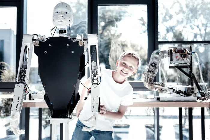 Modelele de inteligență artificială multimodală se apropie de gândirea umană
