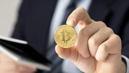 Moneda digitală Bitcoin înregistrează un recul istoric în octombrie