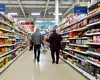 Un retailer de top își vinde hypermarketurile dintr-o mare țară europeană