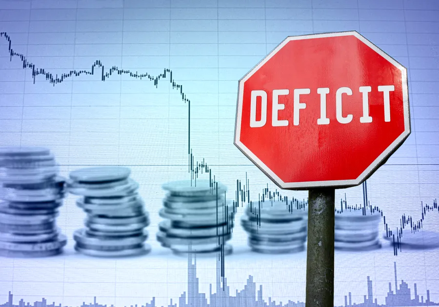Cum ne afectează viața de zi cu zi deficitul bugetar al României