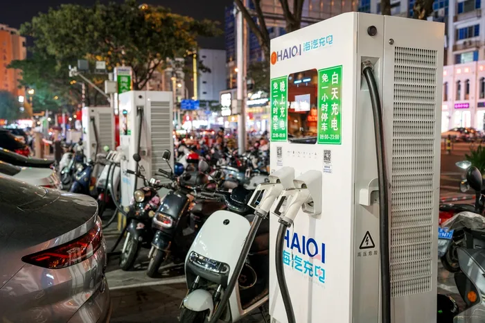 China testează trotinete electrice dotate cu baterii cu sodiu. Ce avantaje au în fața bateriilor Li-Ion?