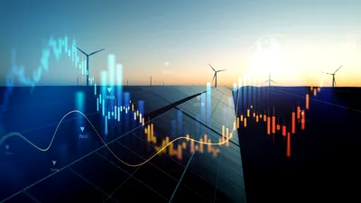 Schimbare de prețuri la electricitate pentru consumatorii non-casnici. La ce sume ar trebui să se aștepte companiile din România