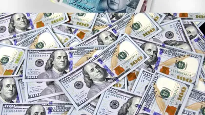 Lira sterlină atinge cel mai înalt nivel din ultimii trei ani. Ce urmează pentru moneda britanică