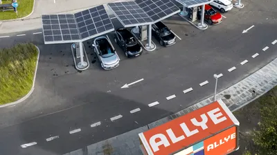 Un start-up britanic transformă baterii vechi de mașini electrice în soluții pentru industrie