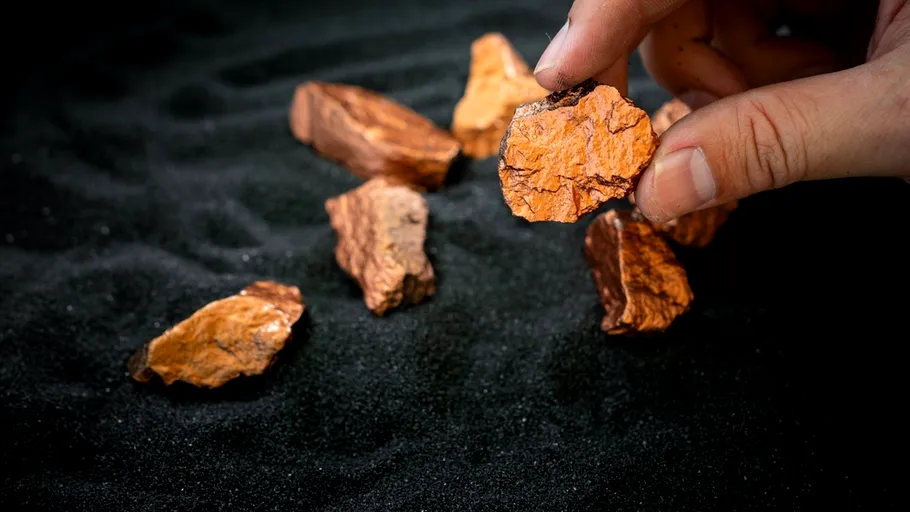 România readuce la viață industria minieră strategică: resursele rare românești care pot schimba jocul în Europa