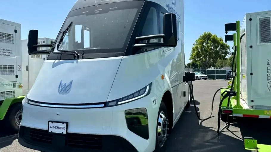 Chinezii iau cu asalt piața europeană de camioane electrice