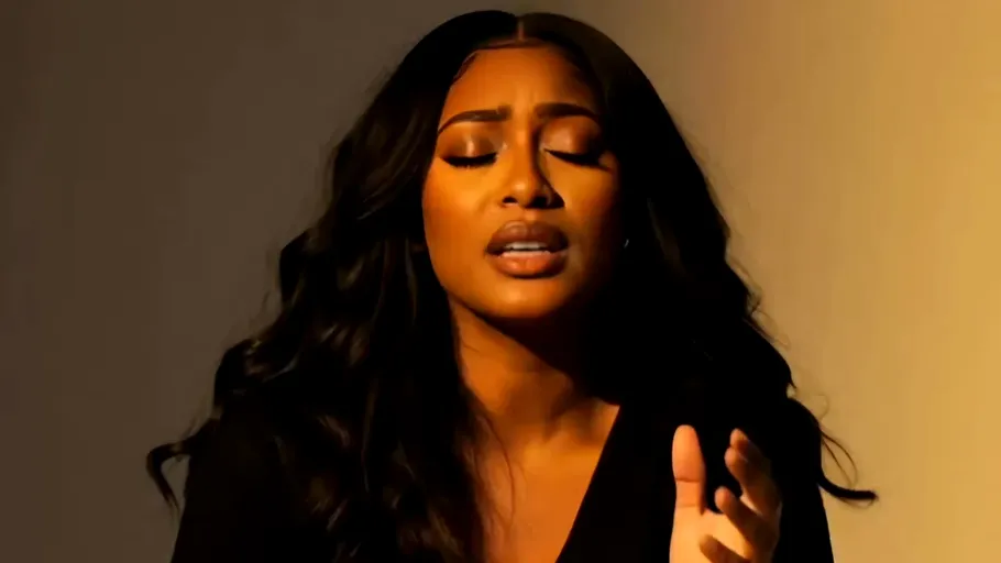 Xania Monet este prima artistă creată de AI care intră în topurile Billboard VIDEO