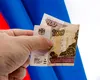 Rubla s-a prăbușit după amenințările SUA și UE cu noi sancțiuni
