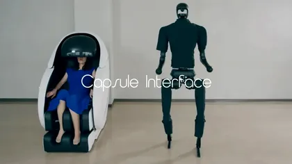 Japonezii au inventat capsula care te conectează cu un robot, ca să facă el treaba în locul tău
