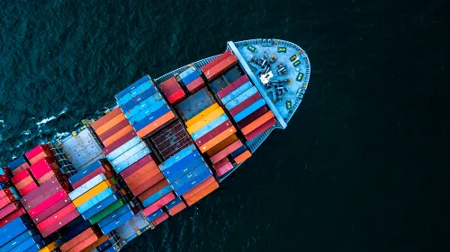 România și China: deficit comercial de 8,4 miliarde de euro în 2025. Pentru fiecare euro exportat, România a importat aproape 13