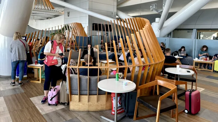 Aeroportul Otopeni deschide un nou salon de business și modernizează complet salonul Dacia
