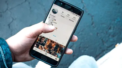 Utilizatorii Instagram se pot bucura de o nouă funcție. Cum pot asculta melodiile preferate direct din Stories?