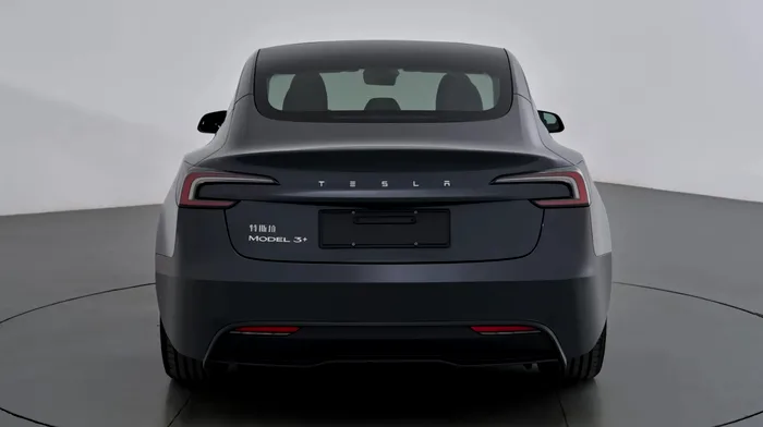Tesla reduce prețul la noua versiune Model 3 pe cea mai importantă piață