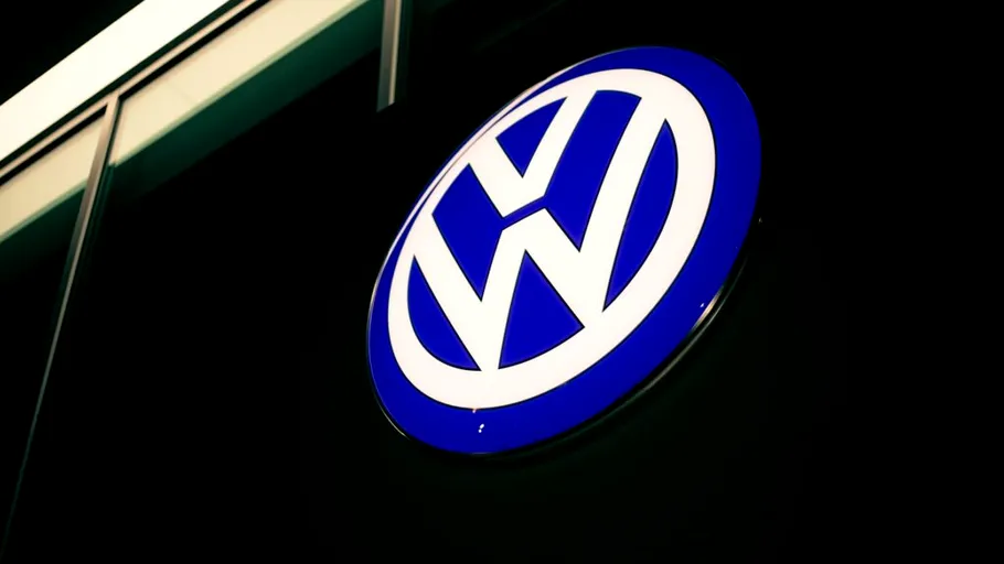 Profitul Volkswagen s-a prăbușit, sub presiunea taxelor din SUA. Porsche a pierdut peste 130.000 de clienți