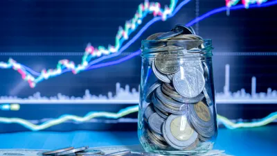Peste 316.000 de români renunță la depozitele de economii: 2 miliarde de lei retrași în doar trei luni. Încrederea scade şi în rândul companiilor