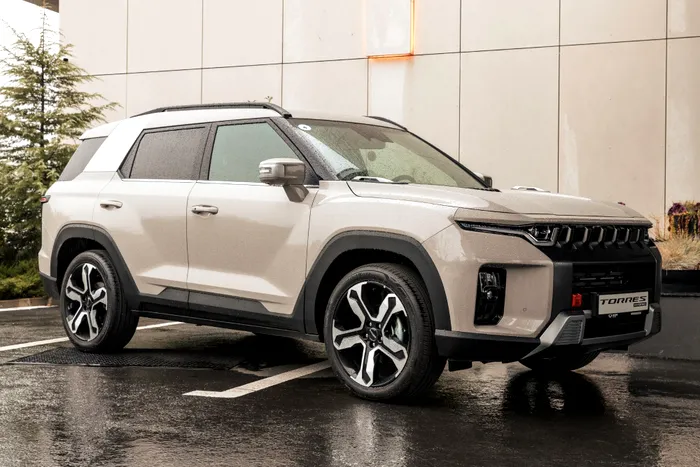 KGM a lansat SUV-ul cu care vrea să detroneze Duster-ul
