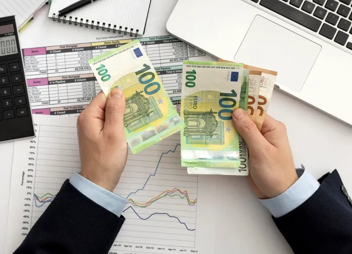 Salariile în UE în 2025: Unde se câștigă cel mai bine. România, la coada clasamentului
